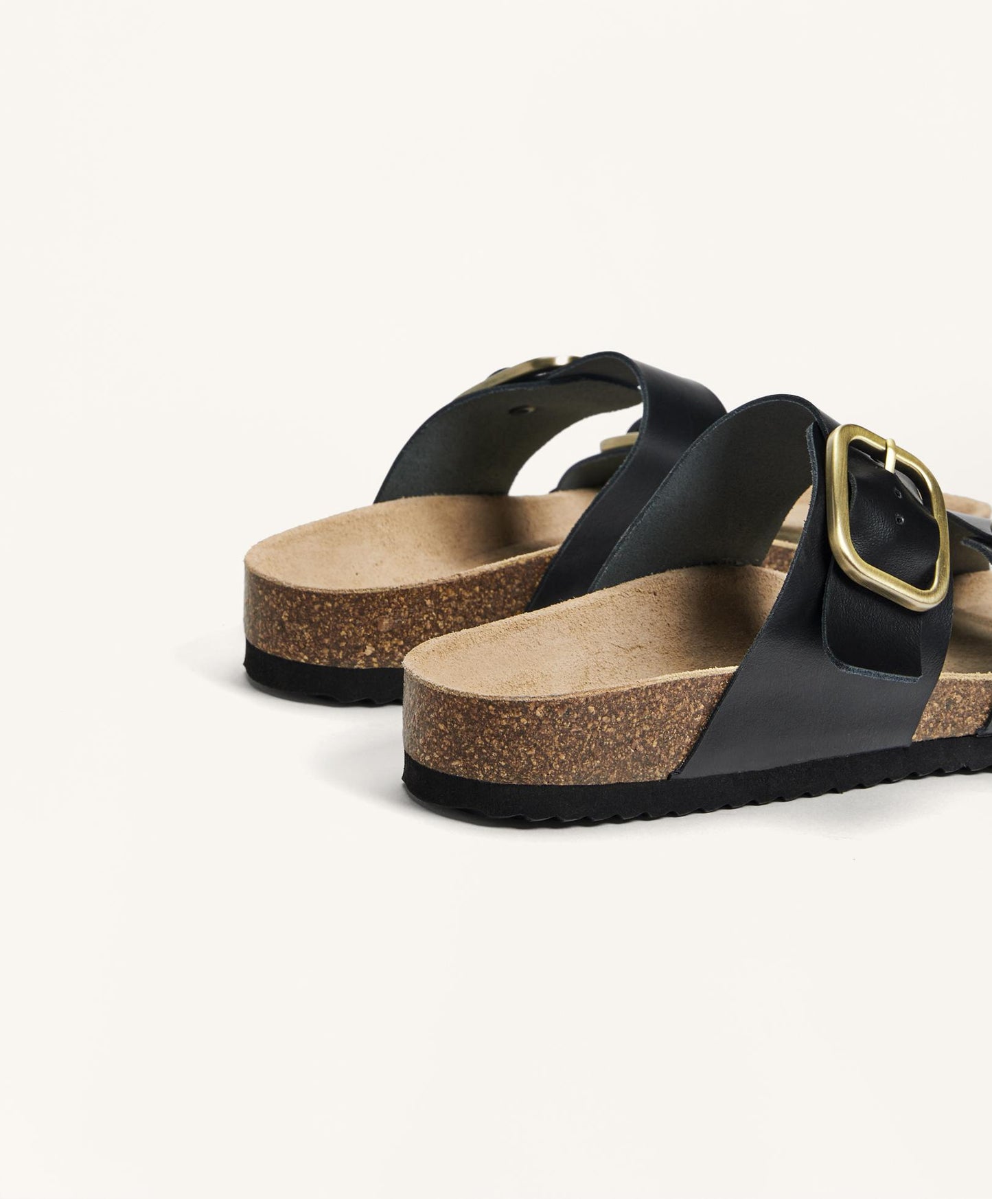 Leather buckle sandal