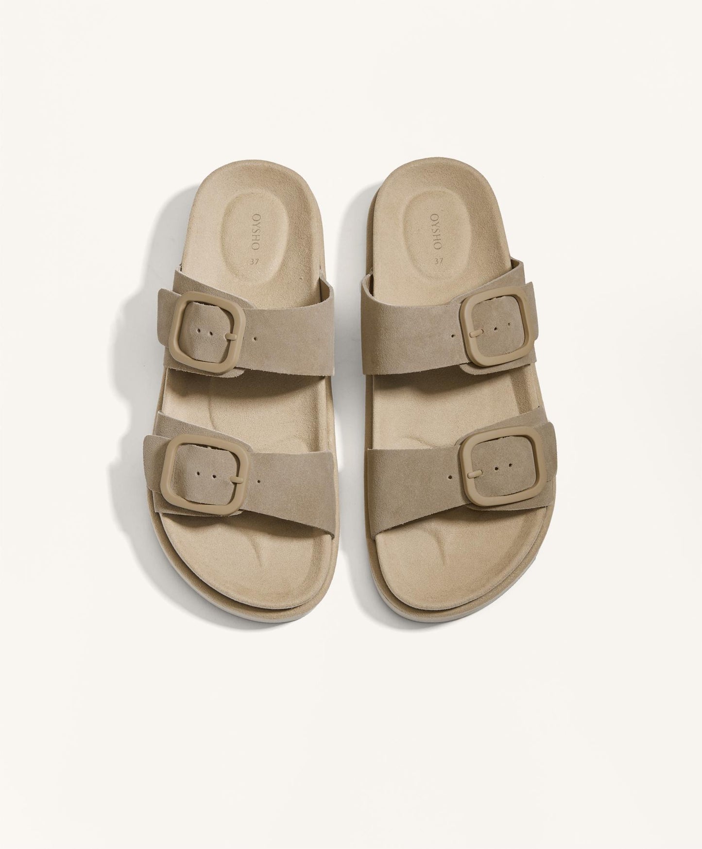 Suede platform buckle sandal