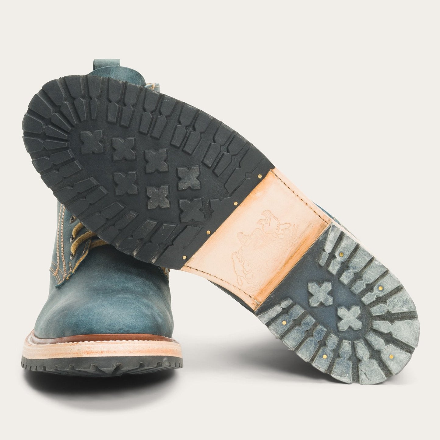 Chukka Men
