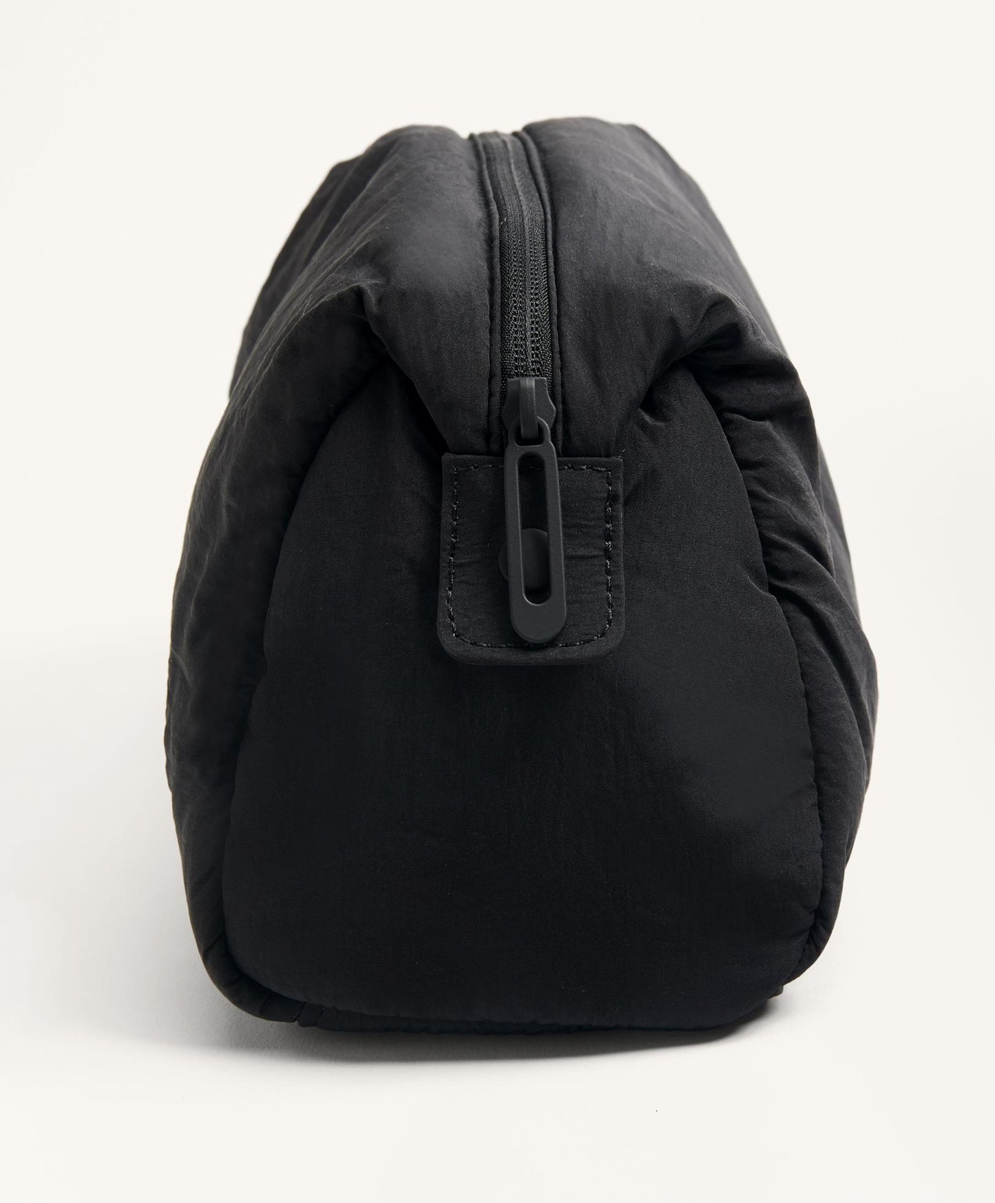 Nylon wash bag