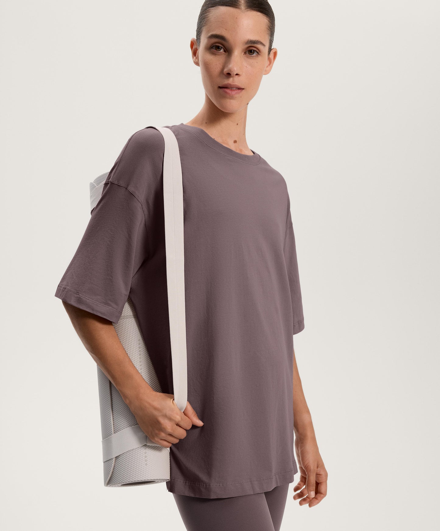 Short sleeve cotton blend T-shirt