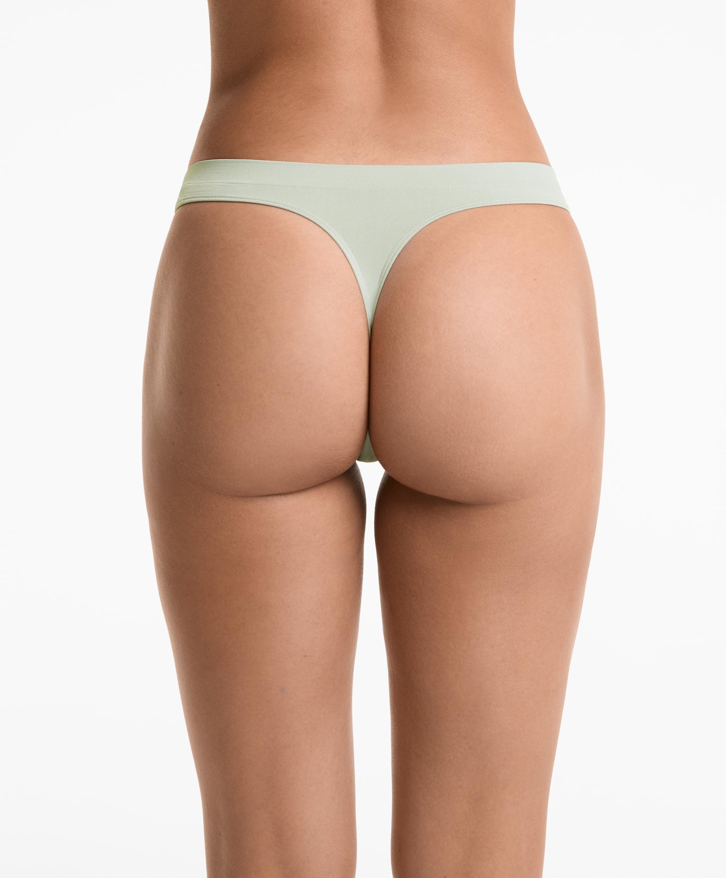 5 seamless soft touch thongs