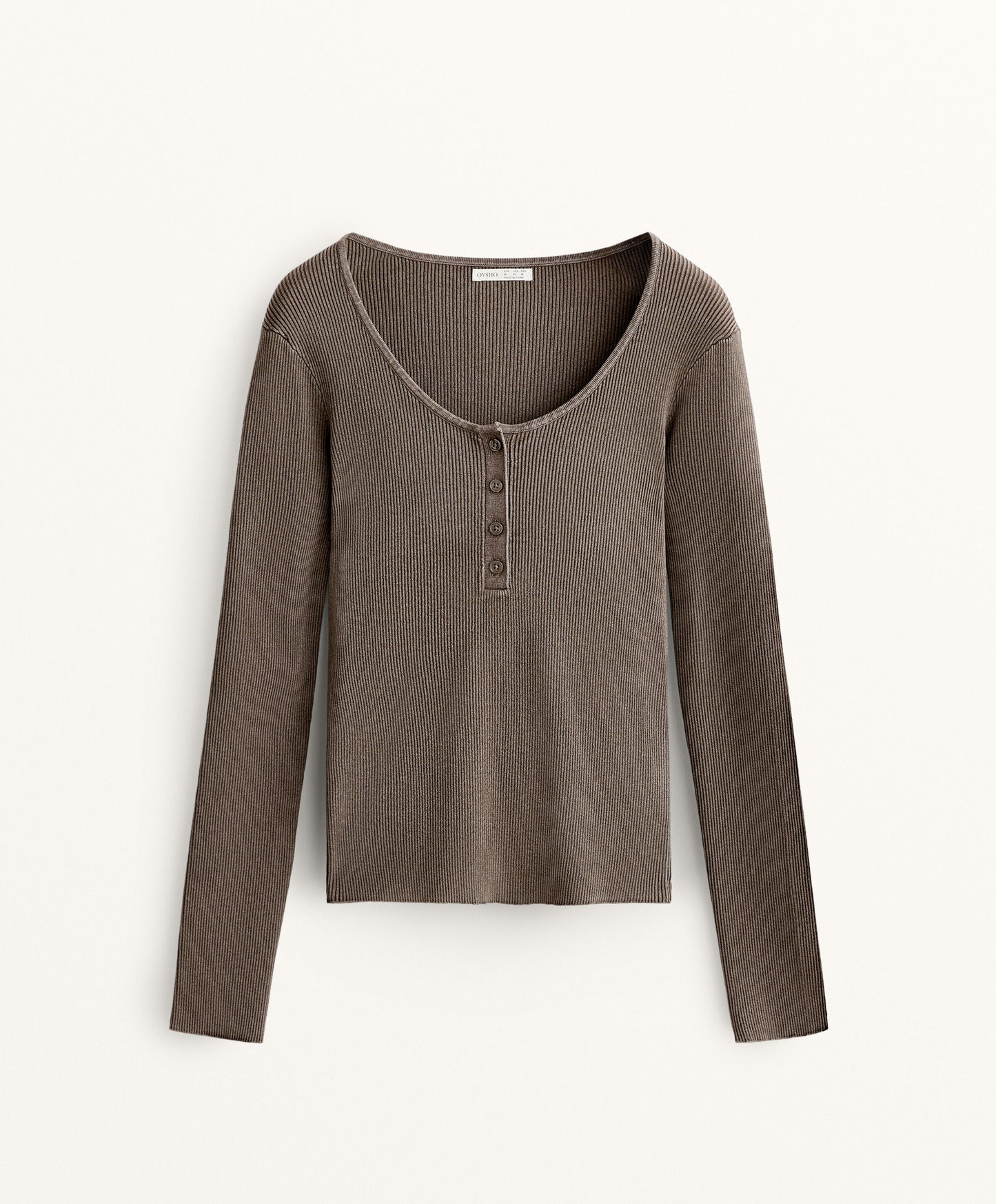 Button round neck T-shirt