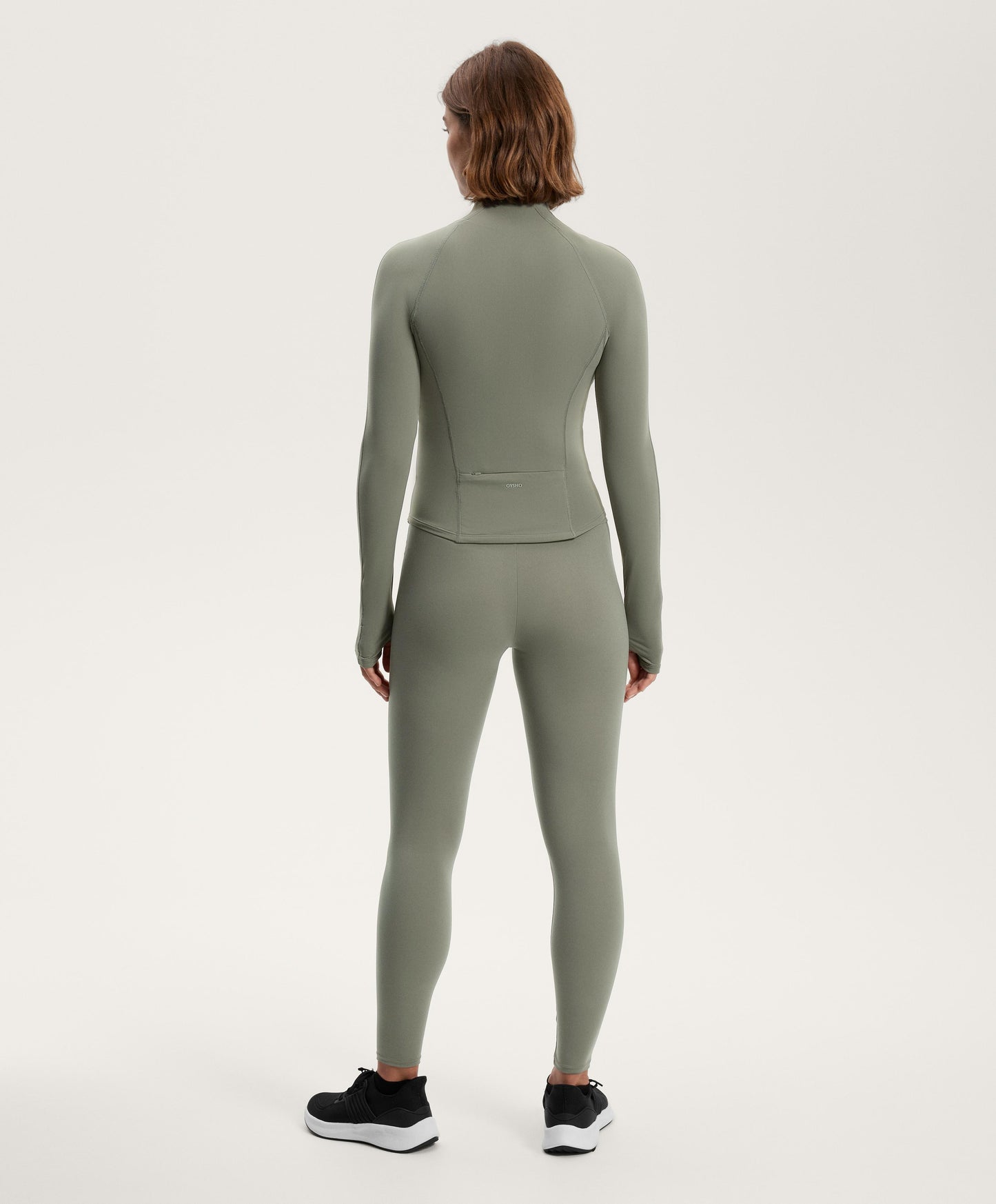 Light warm technical jacket with seams