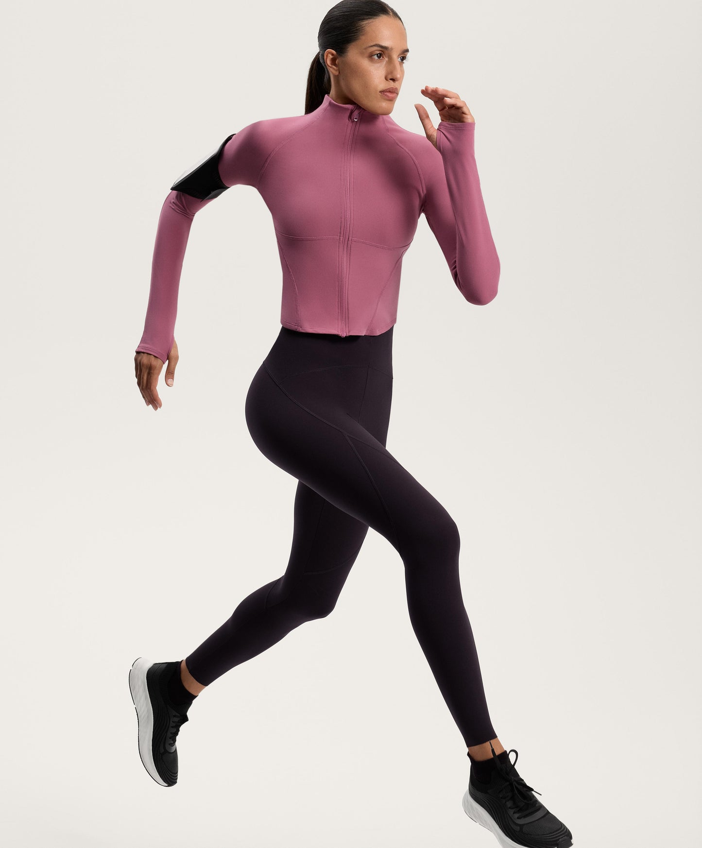 Light warm technical jacket with seams