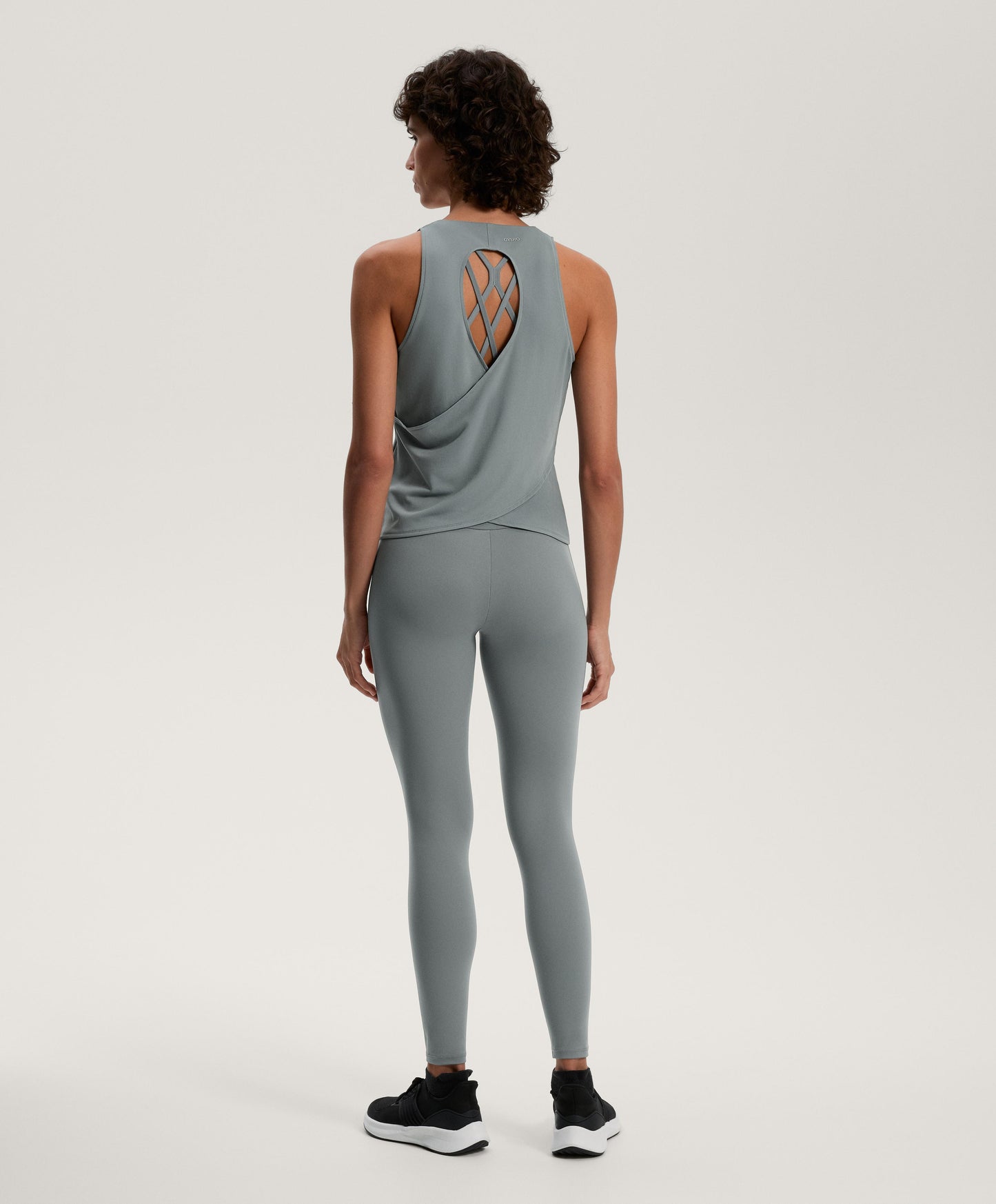 Cross-back comfortlux T-shirt