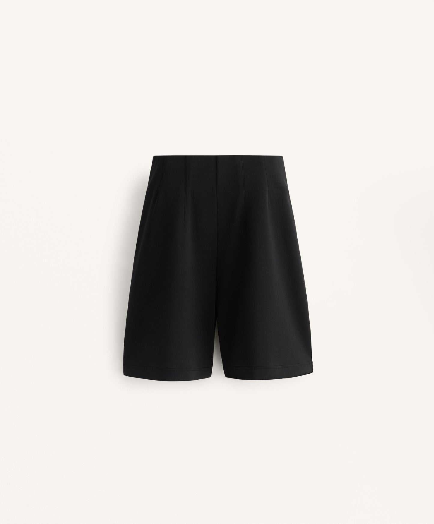 Super high-waisted Bermuda shorts with soft-feel modal