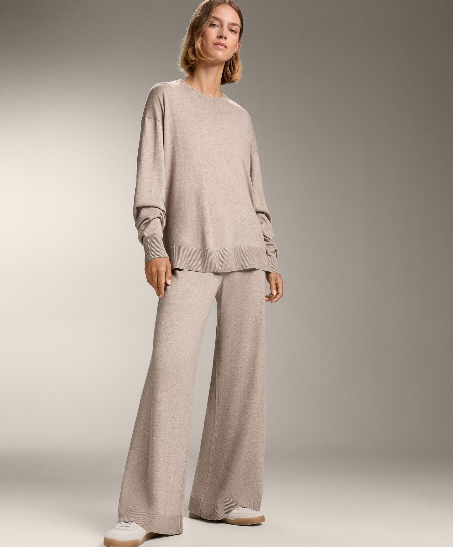 10% cashmere straight knit trousers