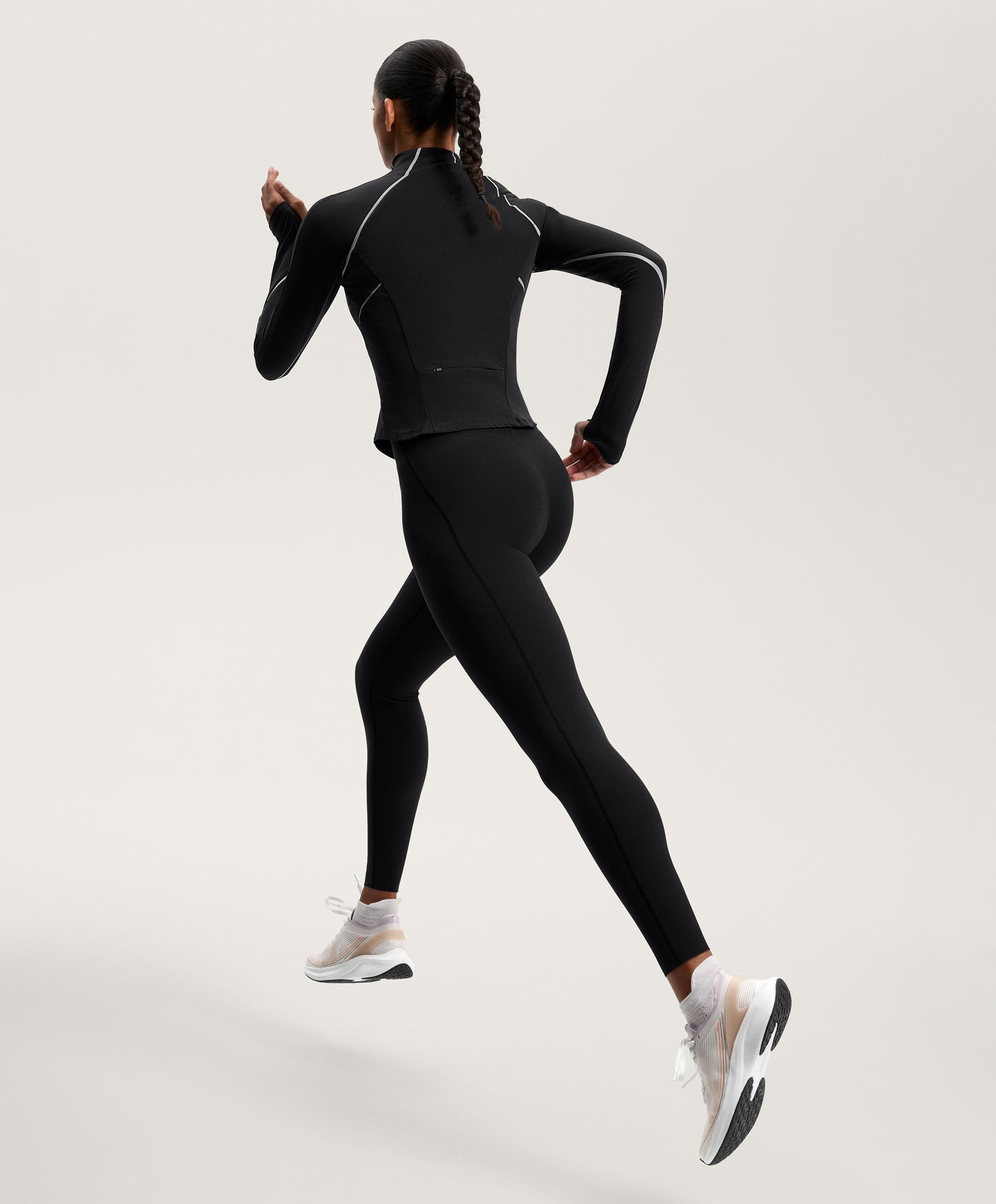 Light warm reflective technical jacket