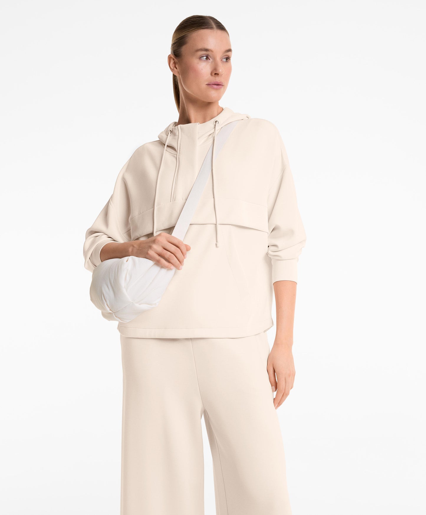 Soft-touch wide-leg crop trousers with modal