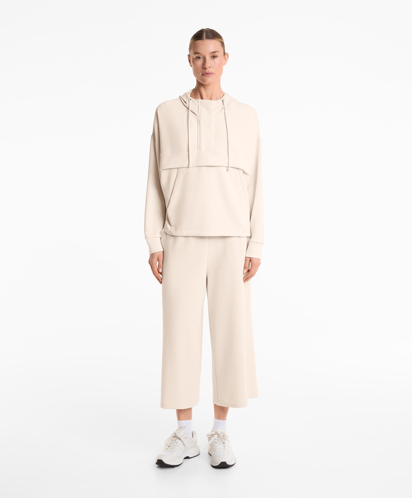 Soft-touch wide-leg crop trousers with modal