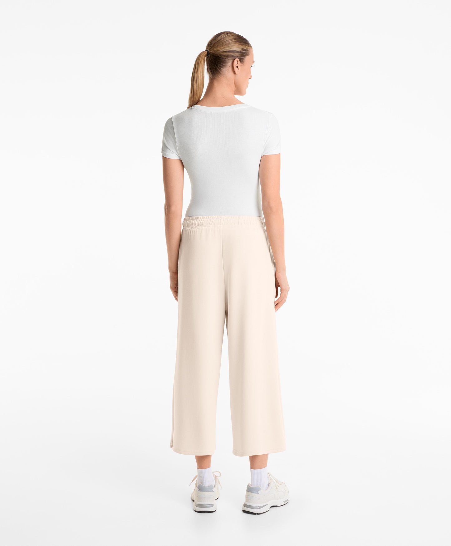 Soft-touch wide-leg crop trousers with modal