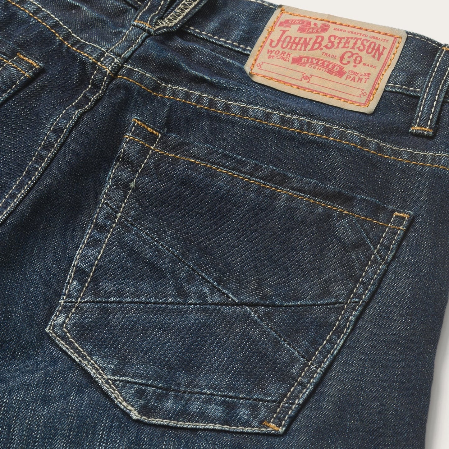 1312 Fit Jeans With a Pieced Back Pocket