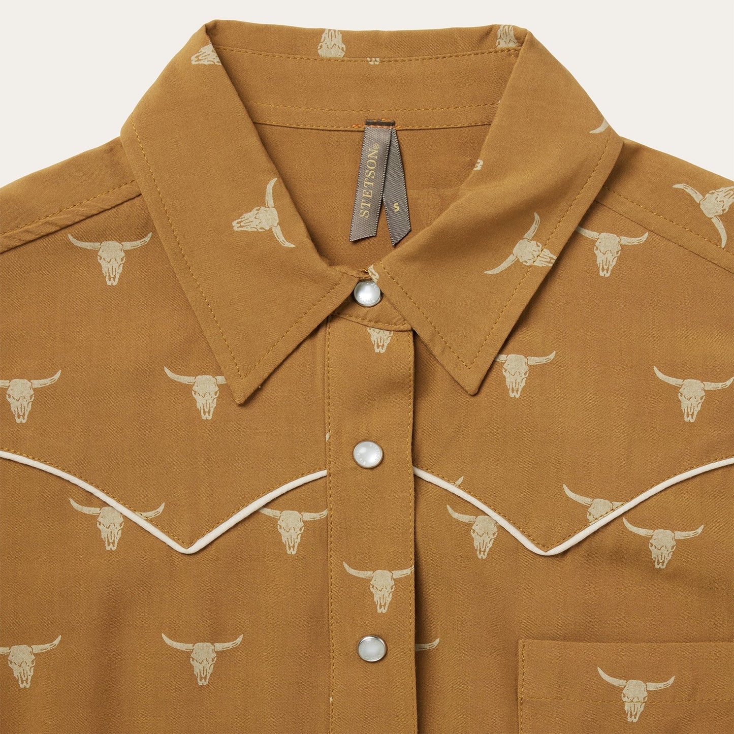 Mojave Longhorn Print Snap Western Shirt Women