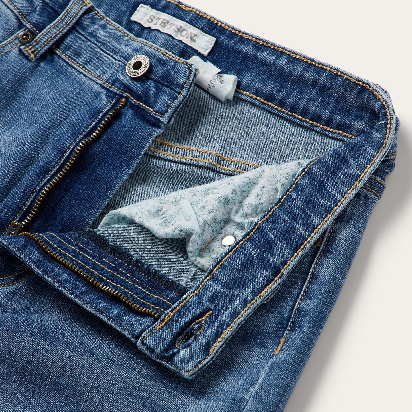 915 High Rise Straight Fit Jeans Women