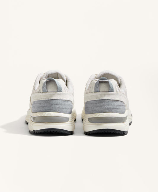 Running-style split-leather trainers
