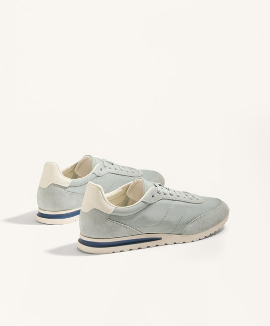 Nylon trainers with split-leather pieces
