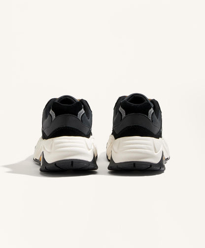 Vibram XS TREK trainers