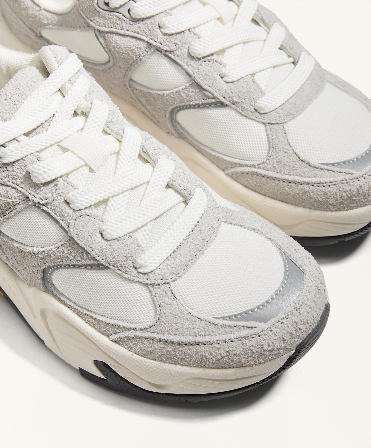 Vibram XS TREK trainers
