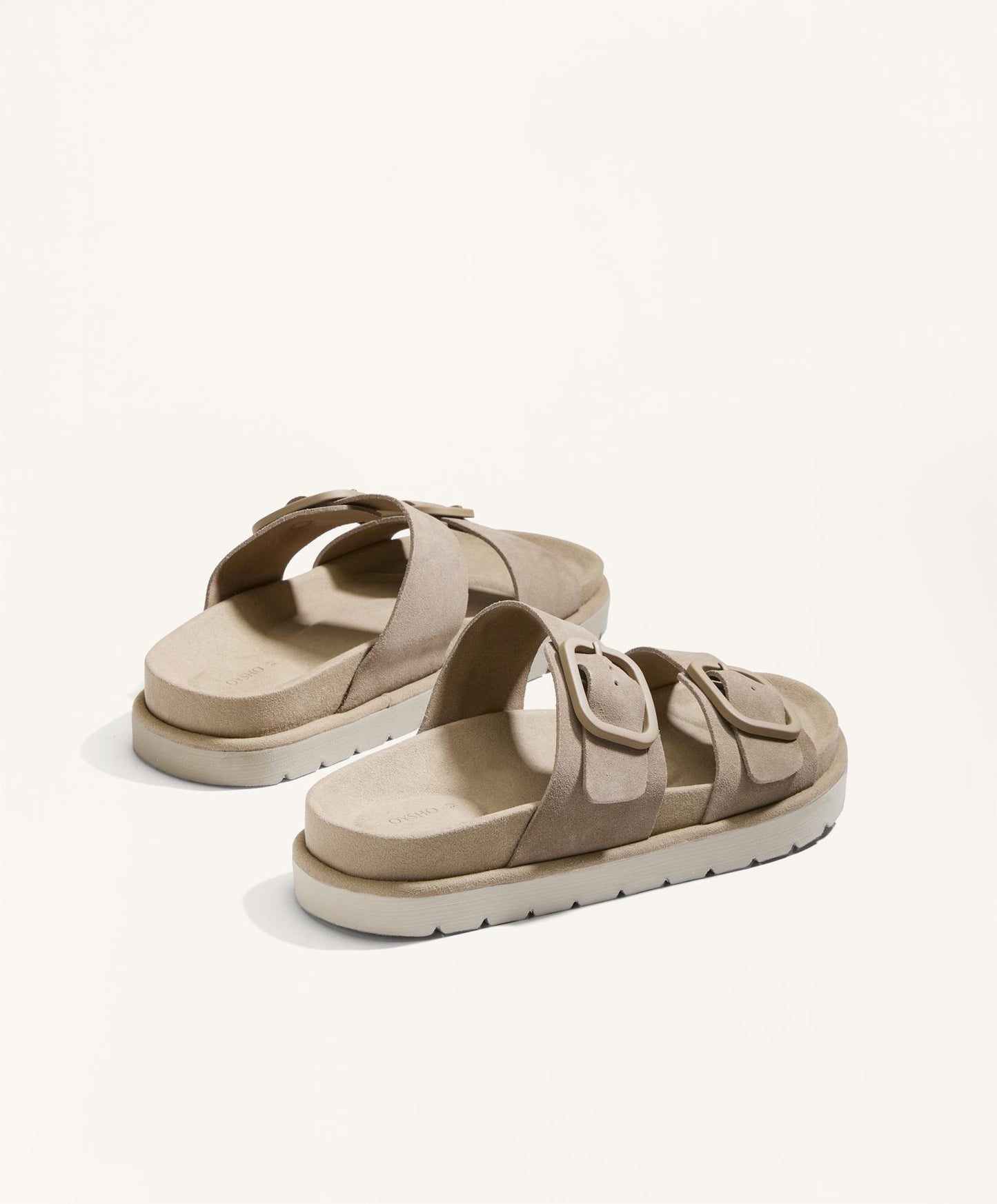 Suede platform buckle sandal