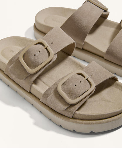 Suede platform buckle sandal