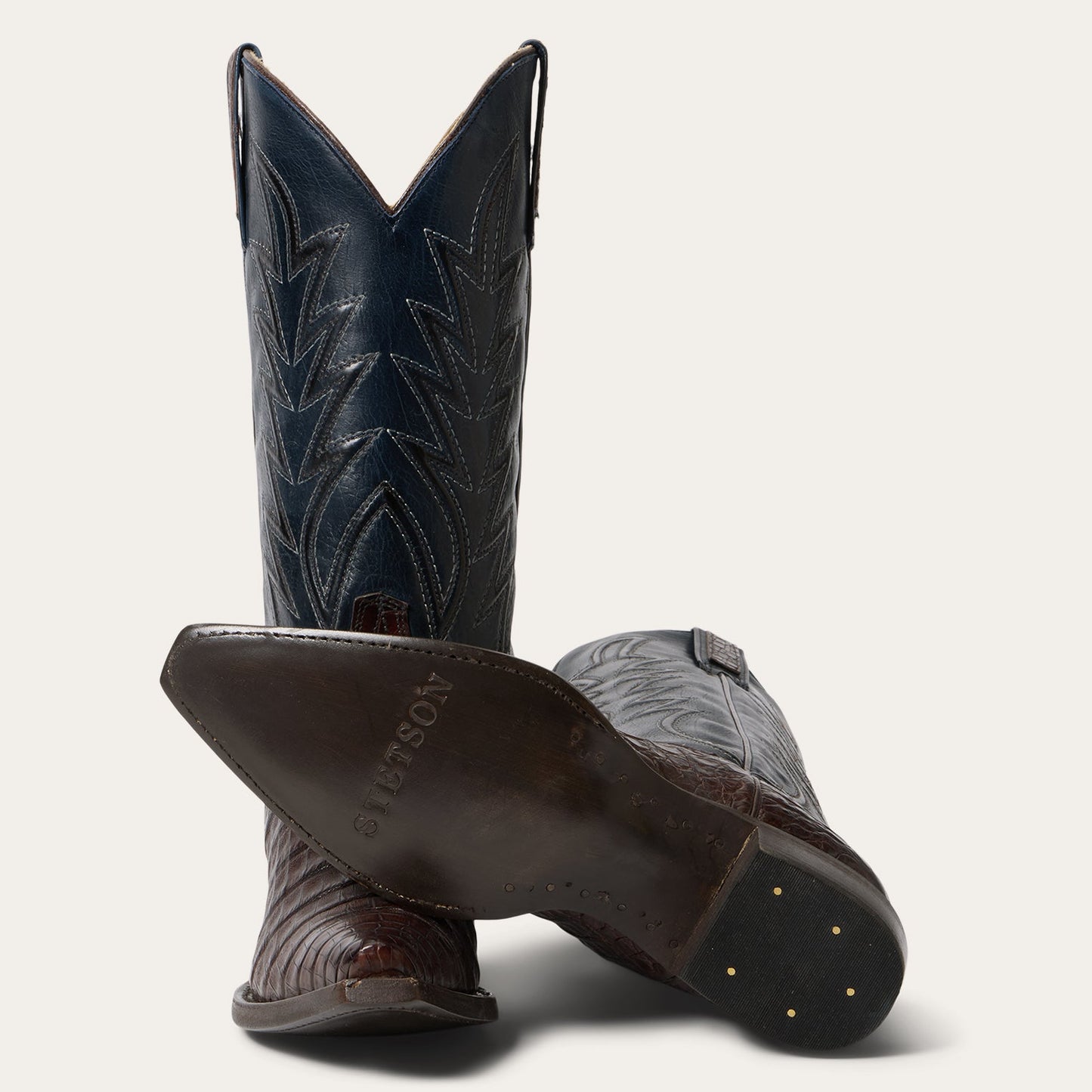 Adi Boots Women
