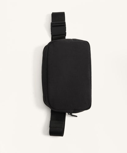 Cross-body belt bag