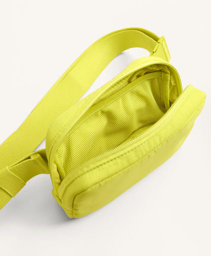 Cross-body belt bag