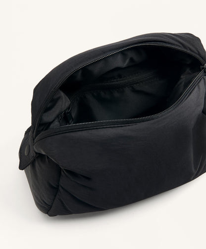 Nylon wash bag