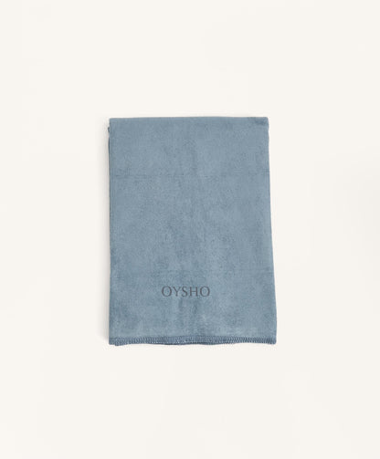 Adjustable mat towel
