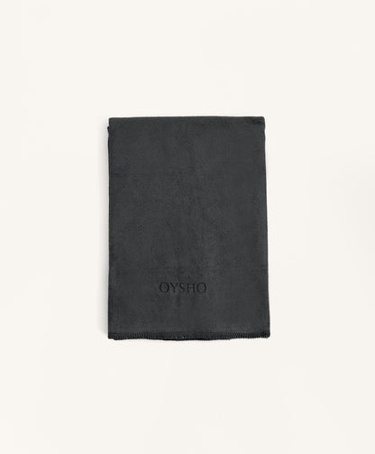 Adjustable mat towel