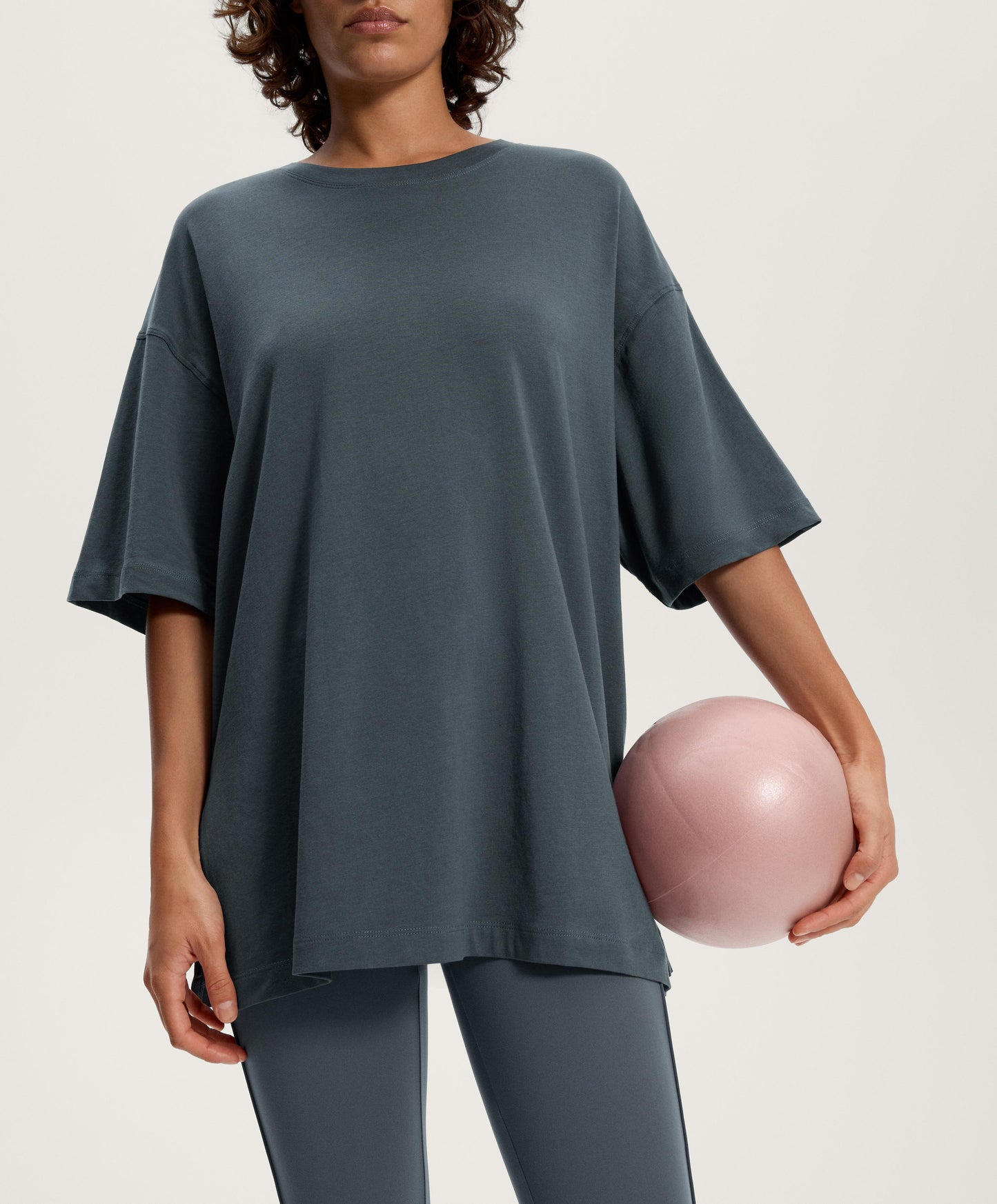 Short sleeve cotton blend T-shirt