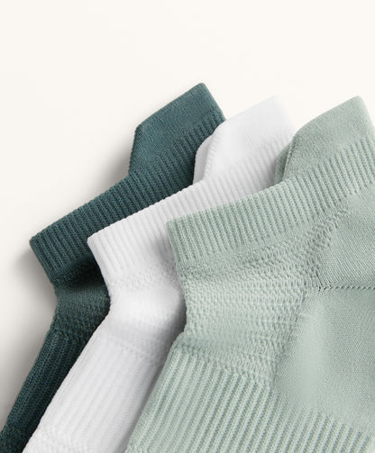 3-pack of tab trainer socks in a polyamide blend