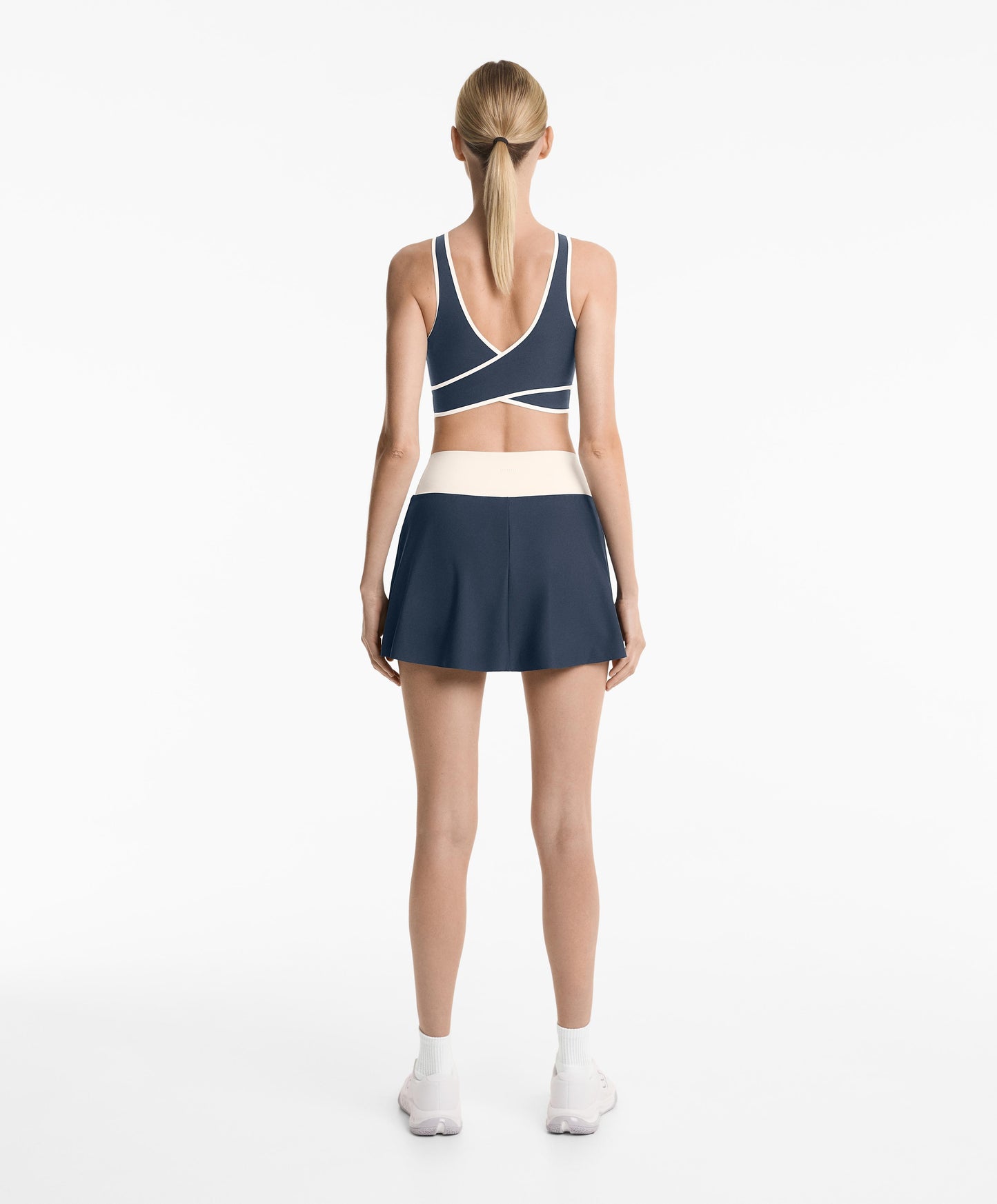 Perfect-Adapt V-waist Skirt