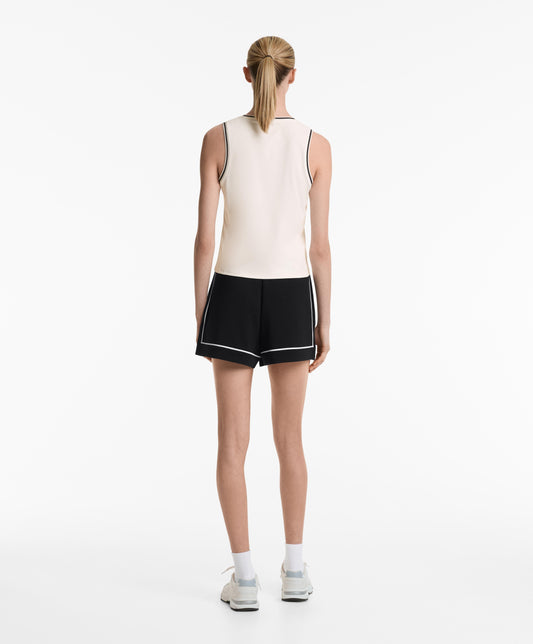Sleeveless V-neck T-shirt