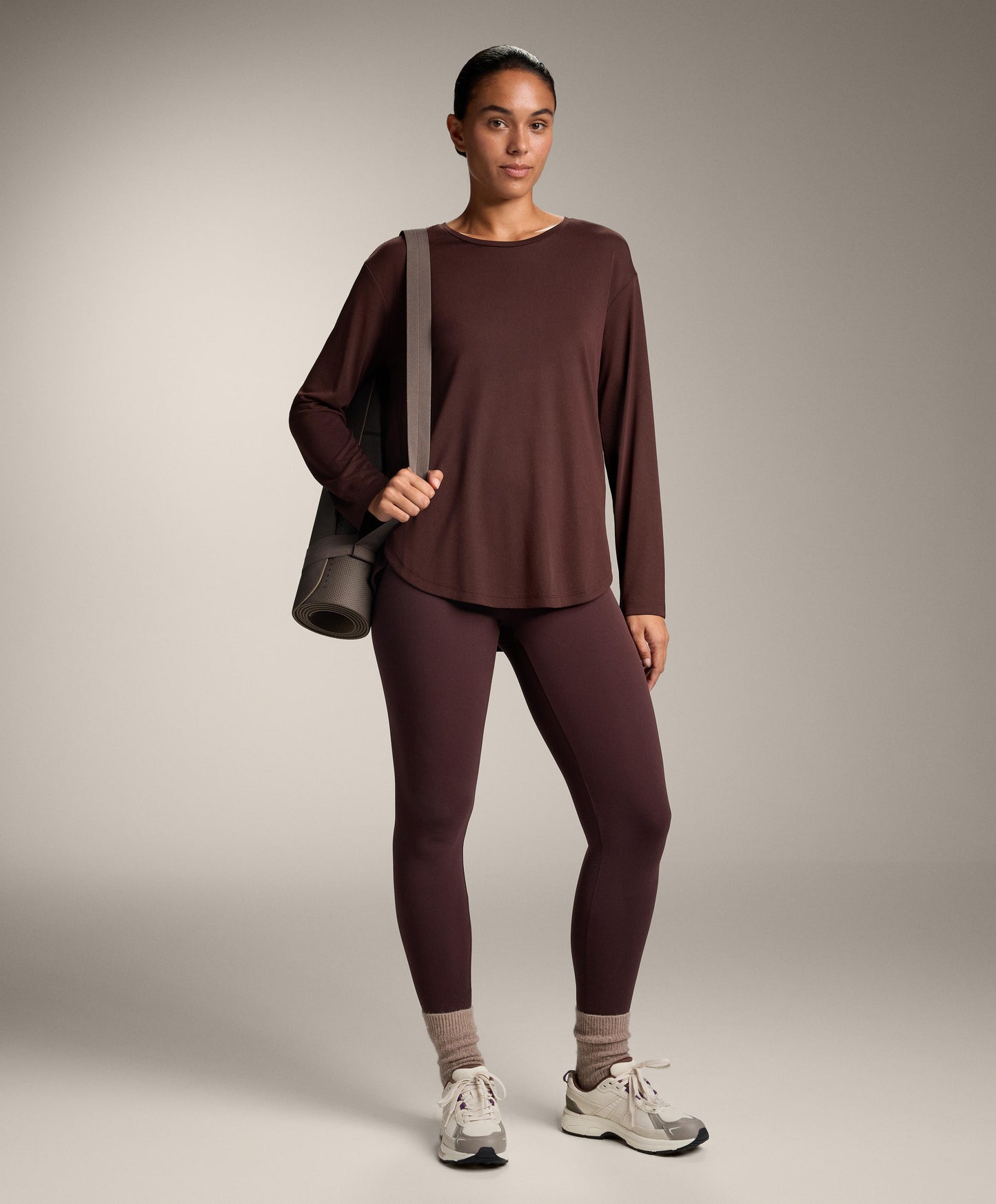 Long sleeve T-shirt with back pleat in a modal blend