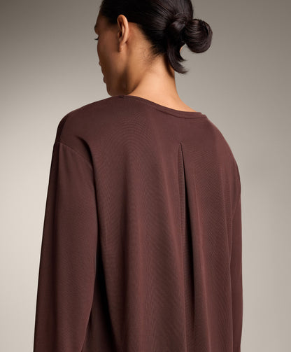 Long sleeve T-shirt with back pleat in a modal blend