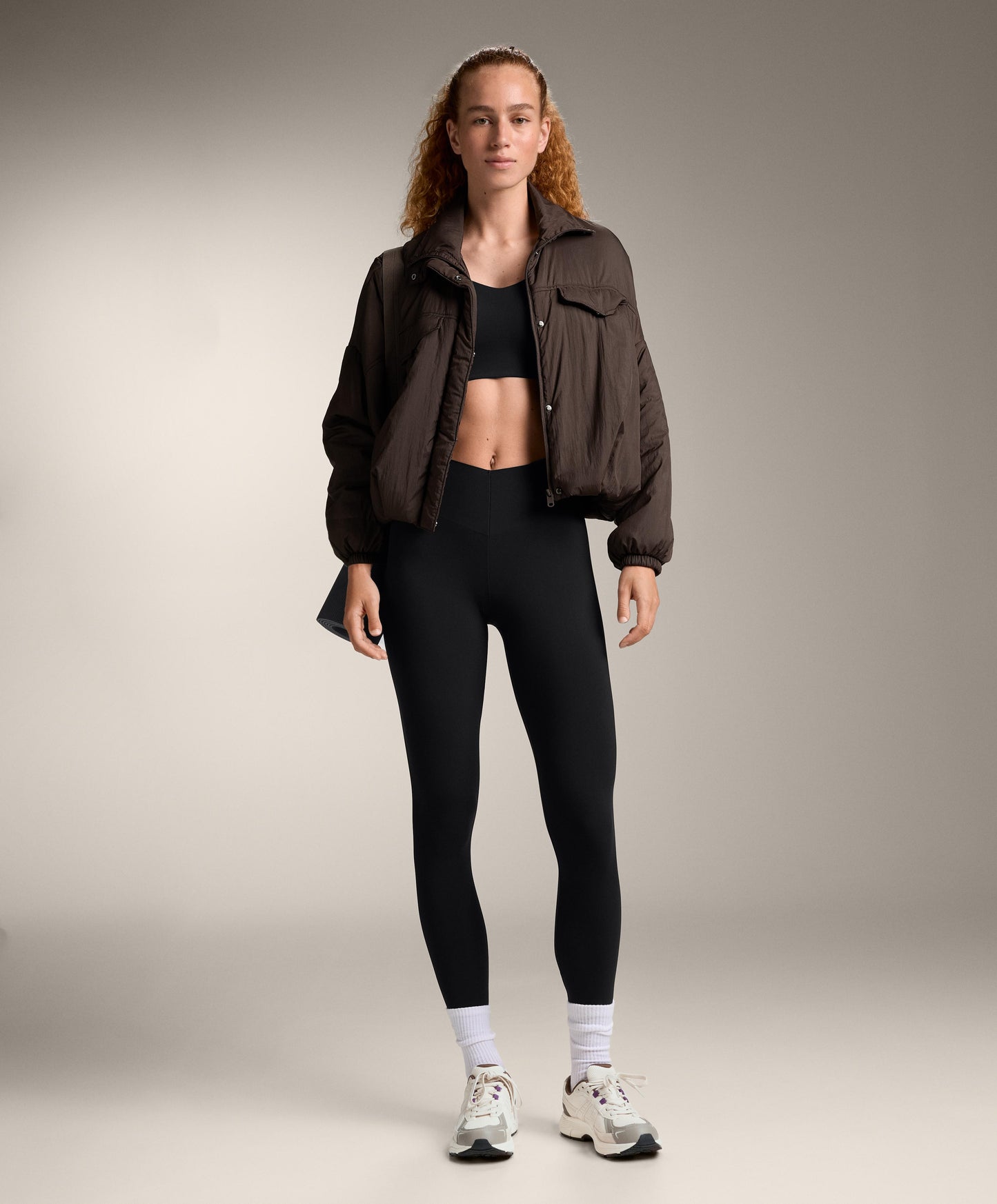 High rise ankle-length Light Touch V-cut leggings 65 cm