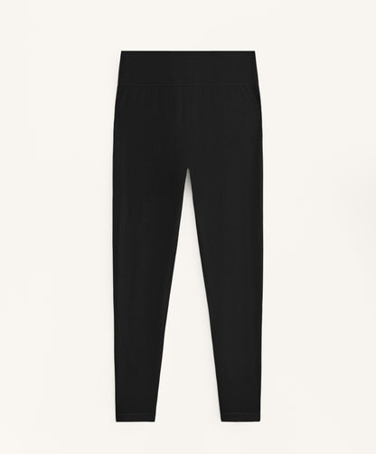 Ankle-length seamless base layer leggings