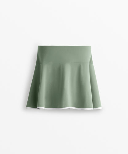 Piping skirt