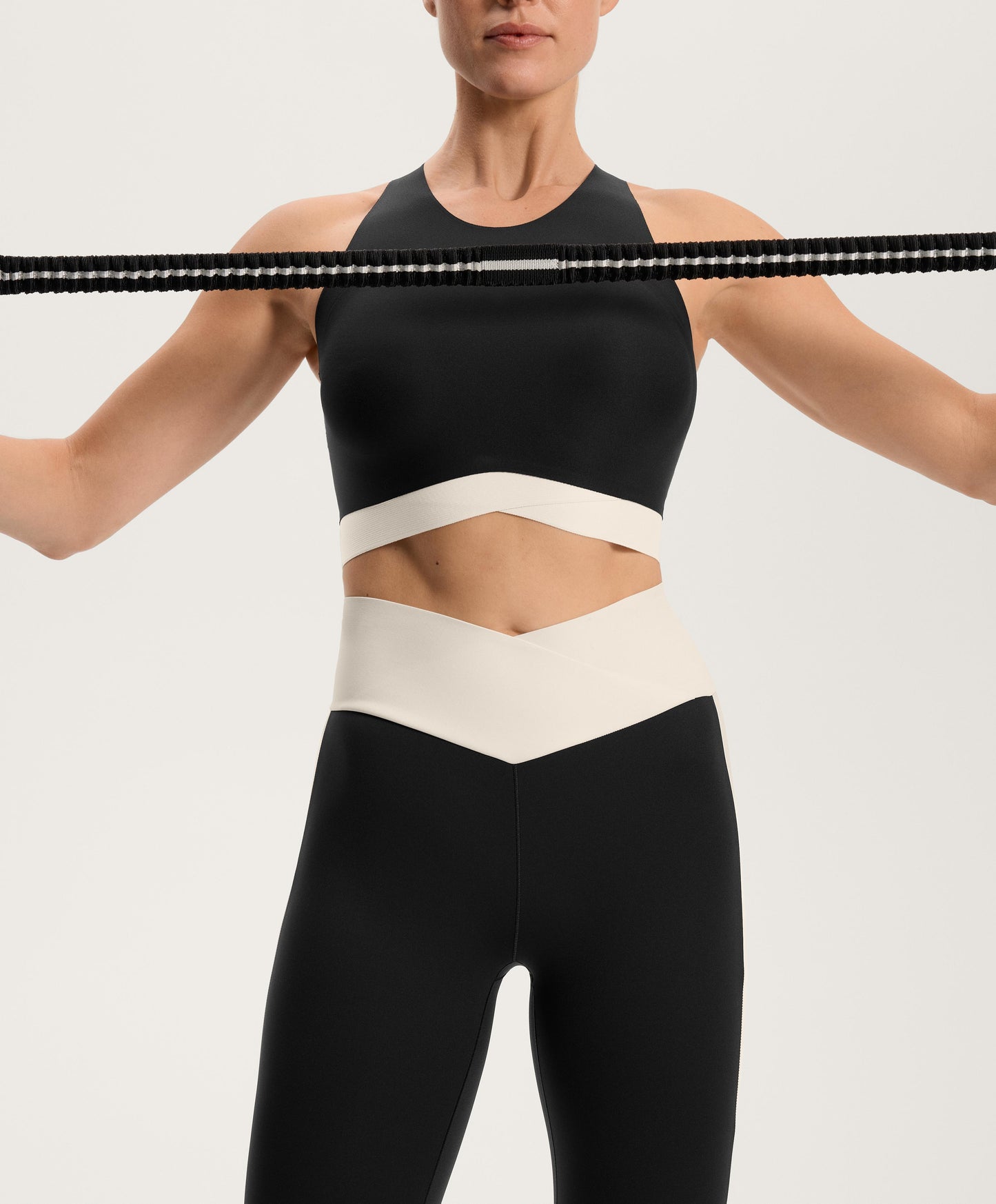 Perfect-adapt high-rise 65cm ankle-length leggings with V-waist