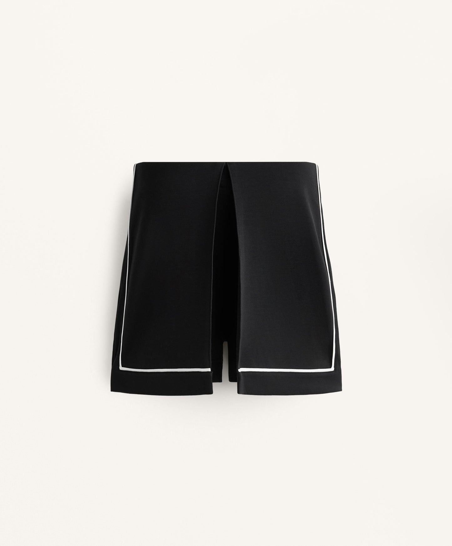 Piping culottes with soft-touch modal
