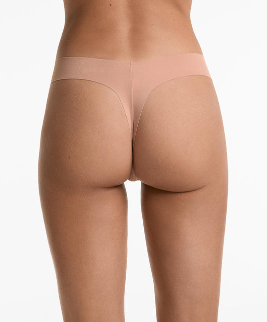 5 invisible polyamide blend thongs PANTONE