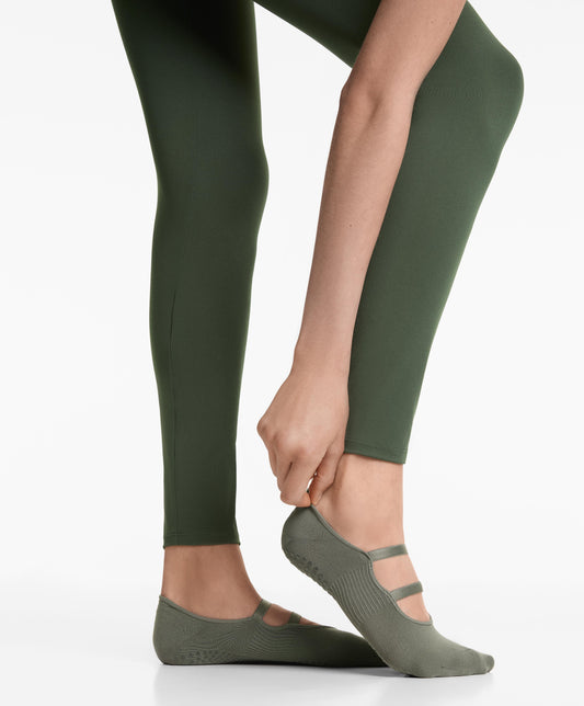2 pairs of yoga and Pilates socks, polyamide blend, parallel straps