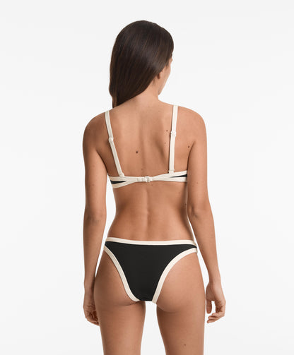 Bikini Medium Bottoms Contrast Trim U-Cut