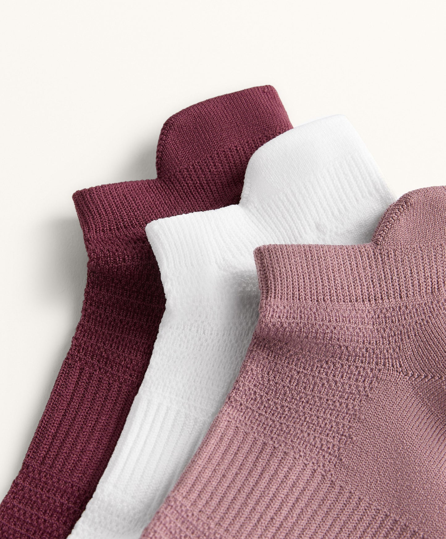 3 pairs of polyamide blend sneaker socks with heel tab