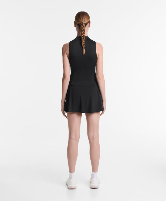 Sleeveless zip t-shirt