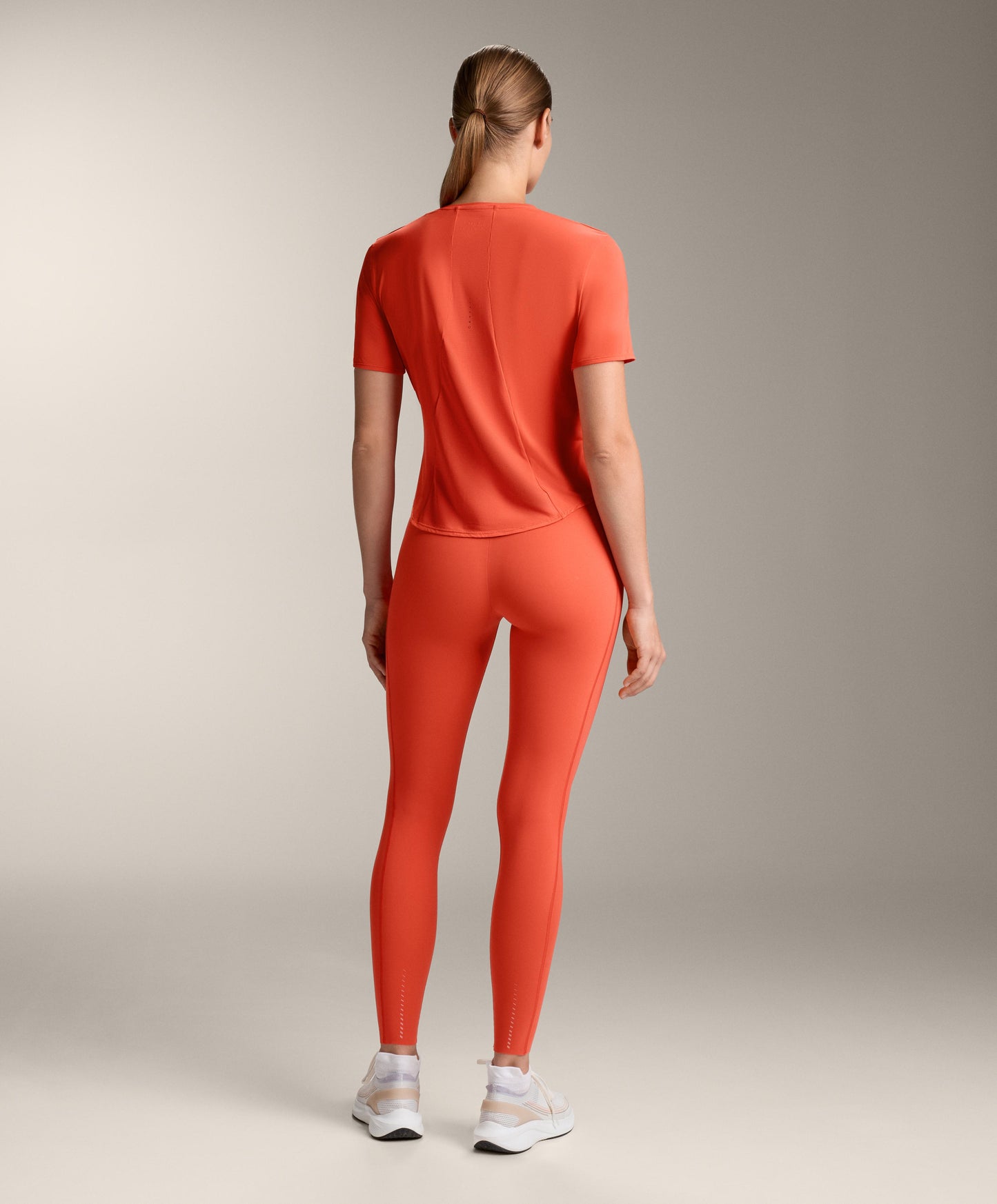 Short sleeve technical T-shirt