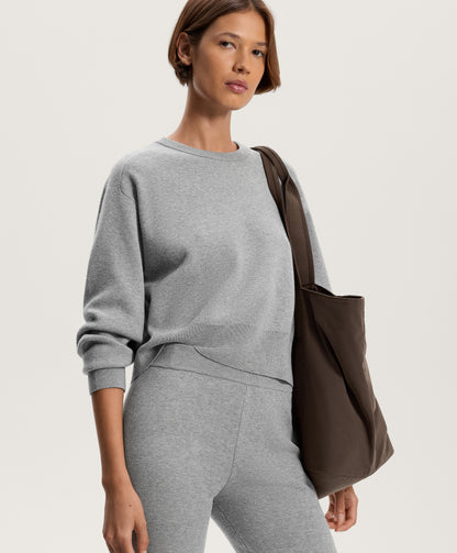 Round neck knit jumper with rib details