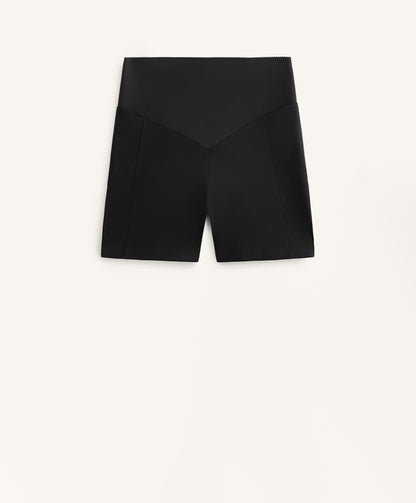 High-rise compressive pocket 10 cm hot pants